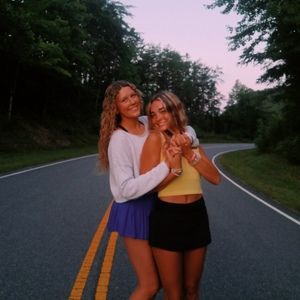 Meet your Posher, Aila